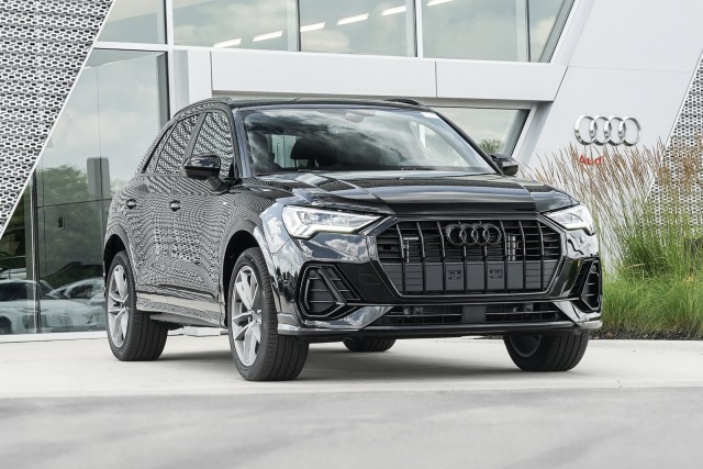 2025 Audi Q3 S line Premium