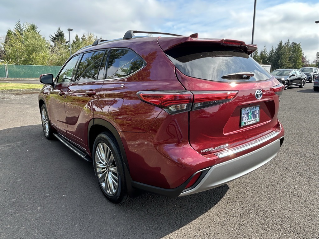 2022 Toyota Highlander Hybrid Platinum photo 7