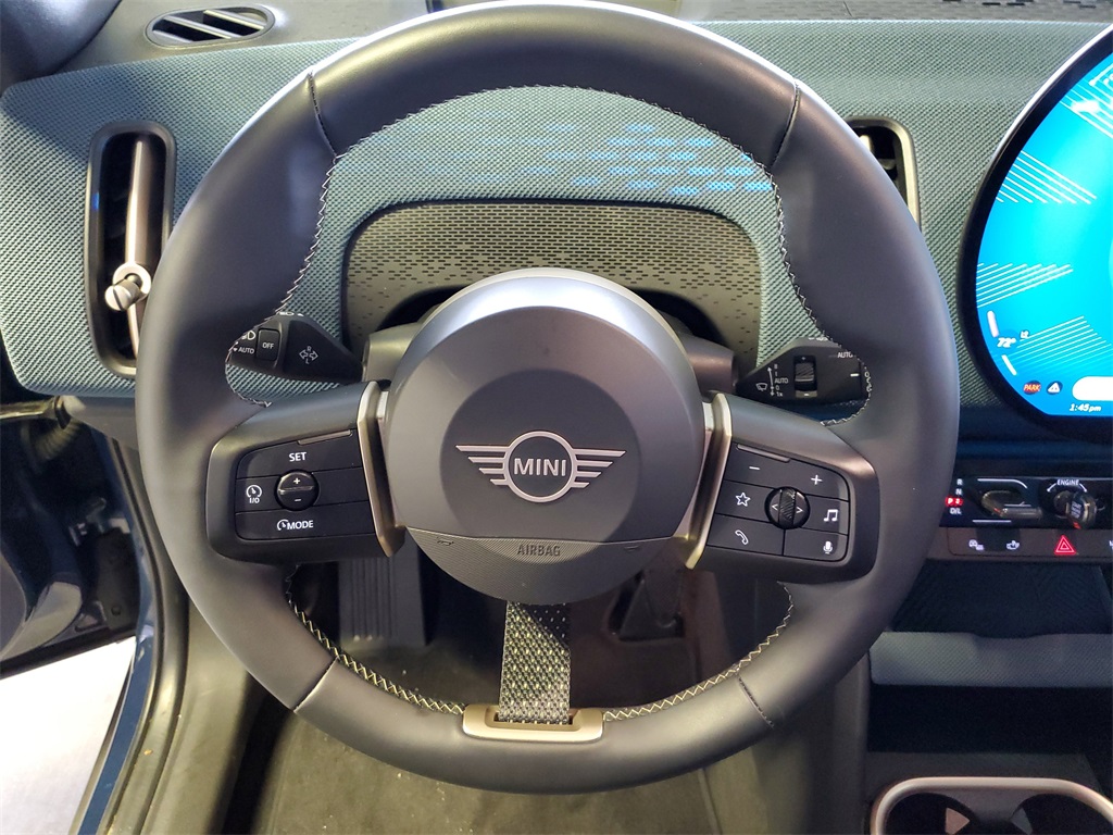2025 Mini Countryman S photo 16
