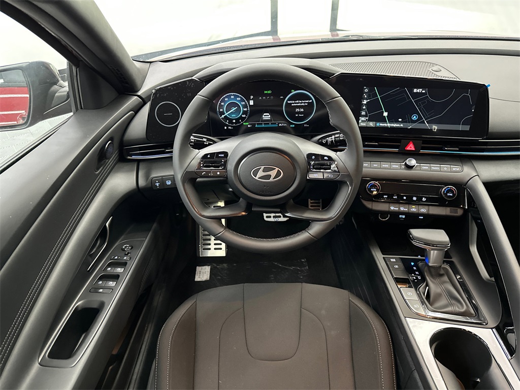 2025 Hyundai Elantra Hybrid SEL Sport photo 21