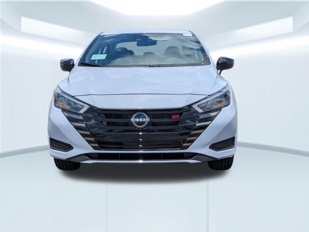 2025 Nissan Versa 1.6 SR photo 7