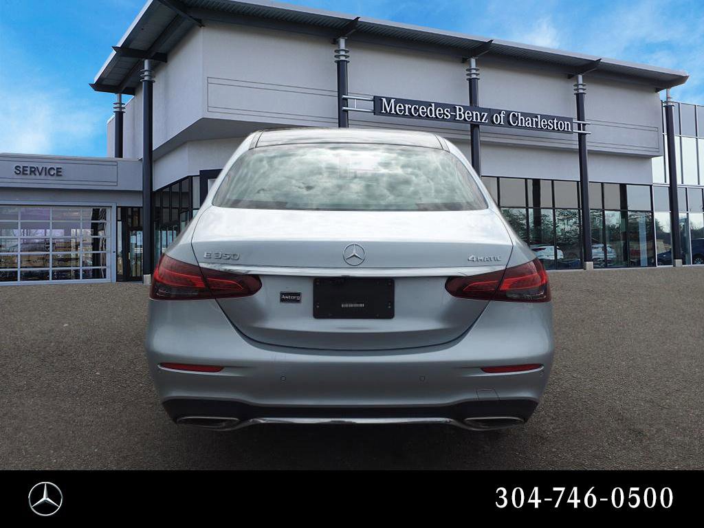 2021 Mercedes Benz E 4MATIC photo 4