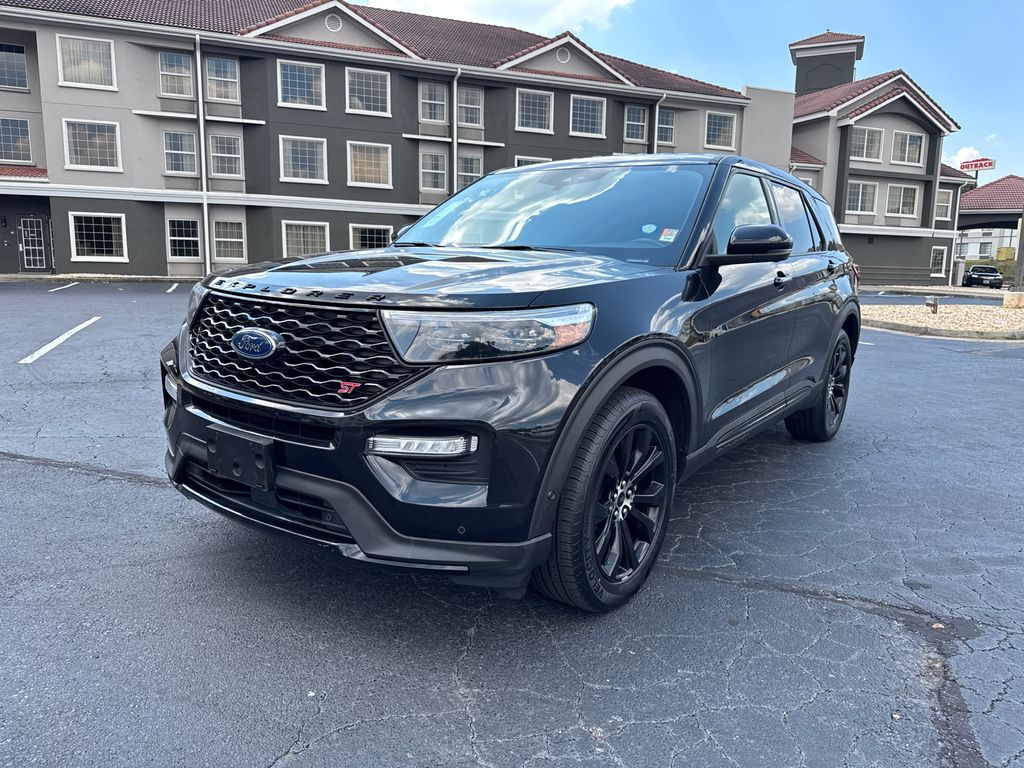 2021 Ford Explorer ST photo 5
