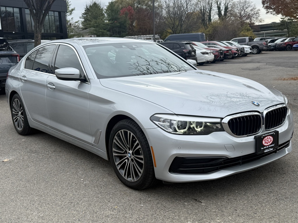 2019 Bmw 530i xDrive photo 2