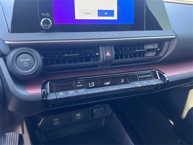 2026 Toyota Prius Plug-in Hybrid SE photo 24