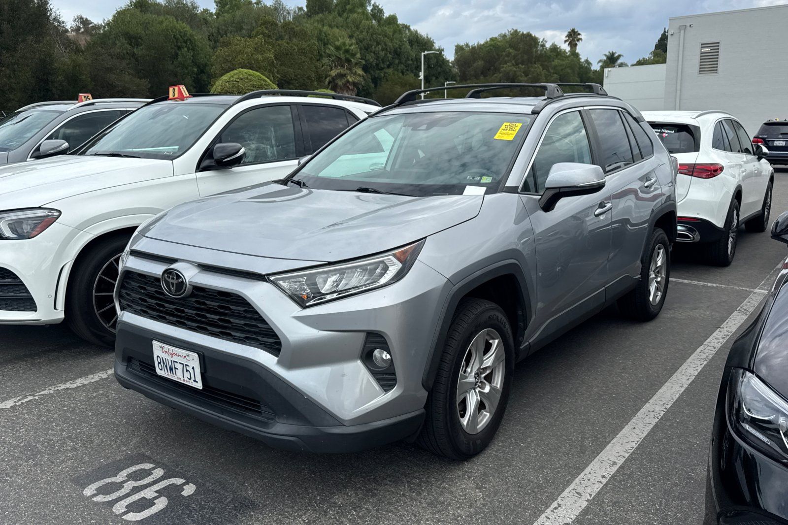 Used 2020 Toyota RAV4 XLE with VIN 2T3W1RFV2LW071392 for sale in Northfield, Minnesota