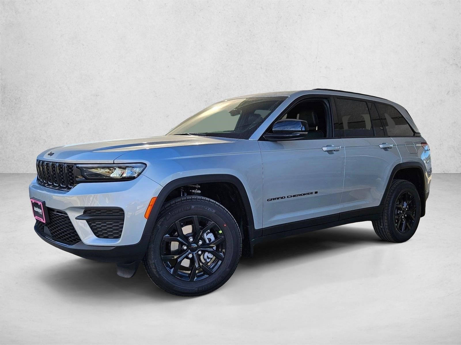2025 Jeep Grand Cherokee Altitude's photo