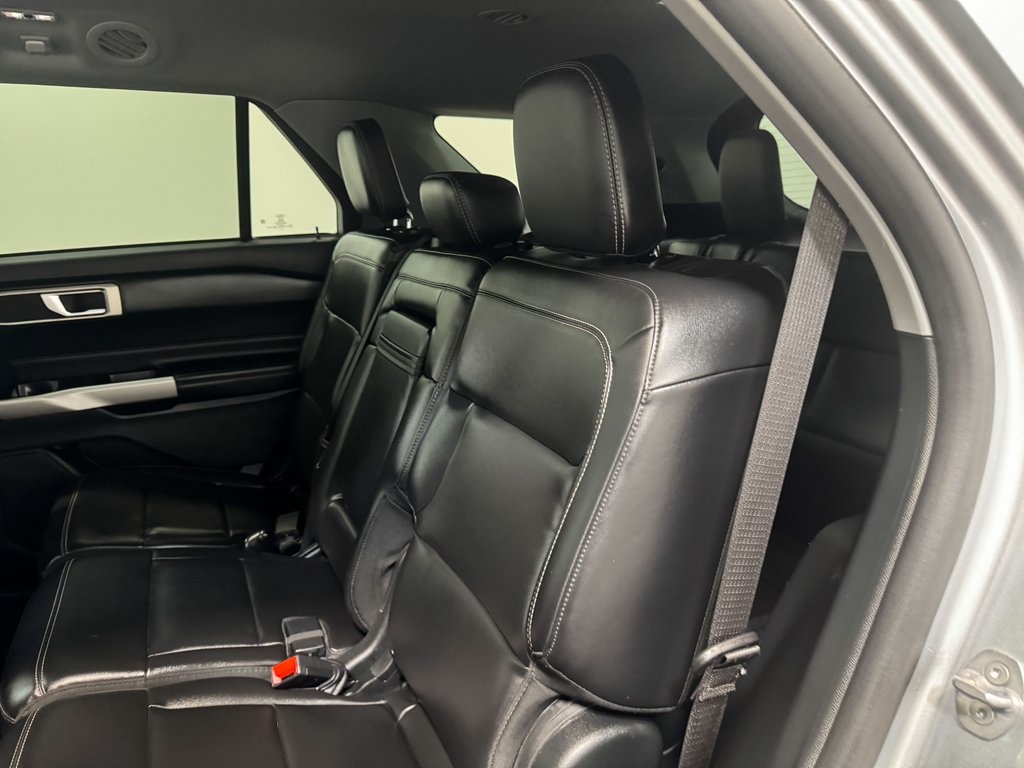 2023 Ford Explorer XLT photo 42