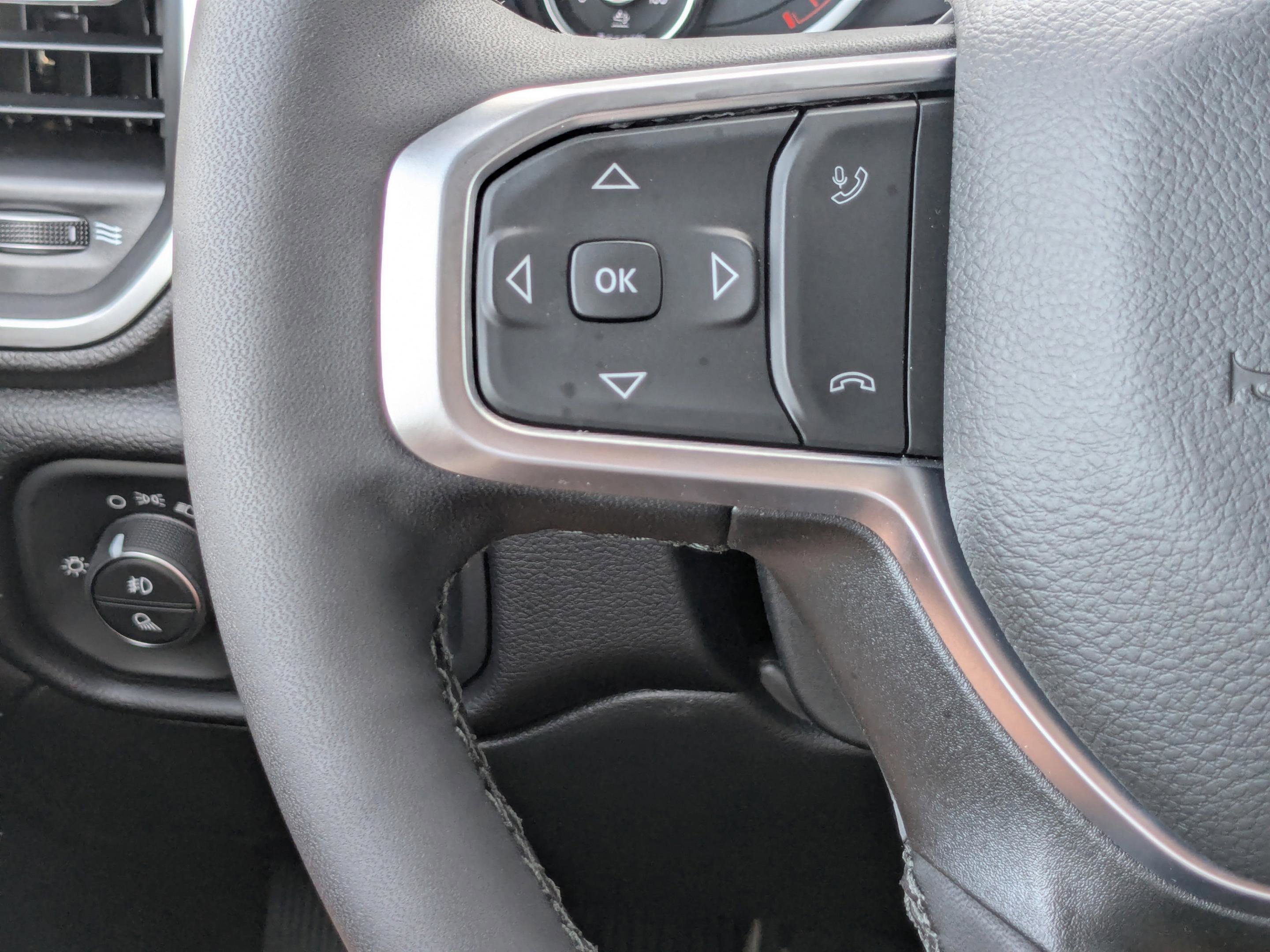 2025 Ram 3500 Big Horn photo 27
