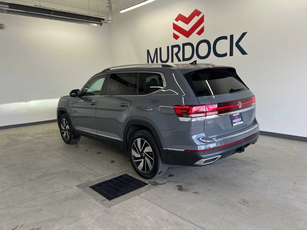 2025 Volkswagen Atlas SEL photo 3