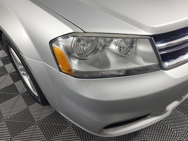 2011 Dodge Avenger Mainstreet photo 3