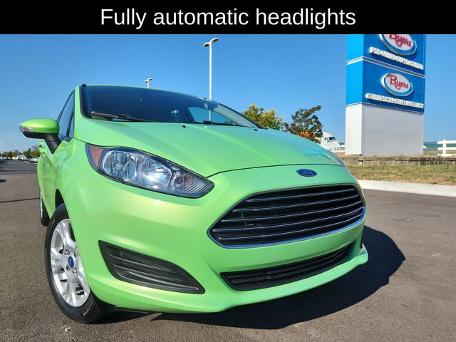 2014 Ford Fiesta SE photo 7