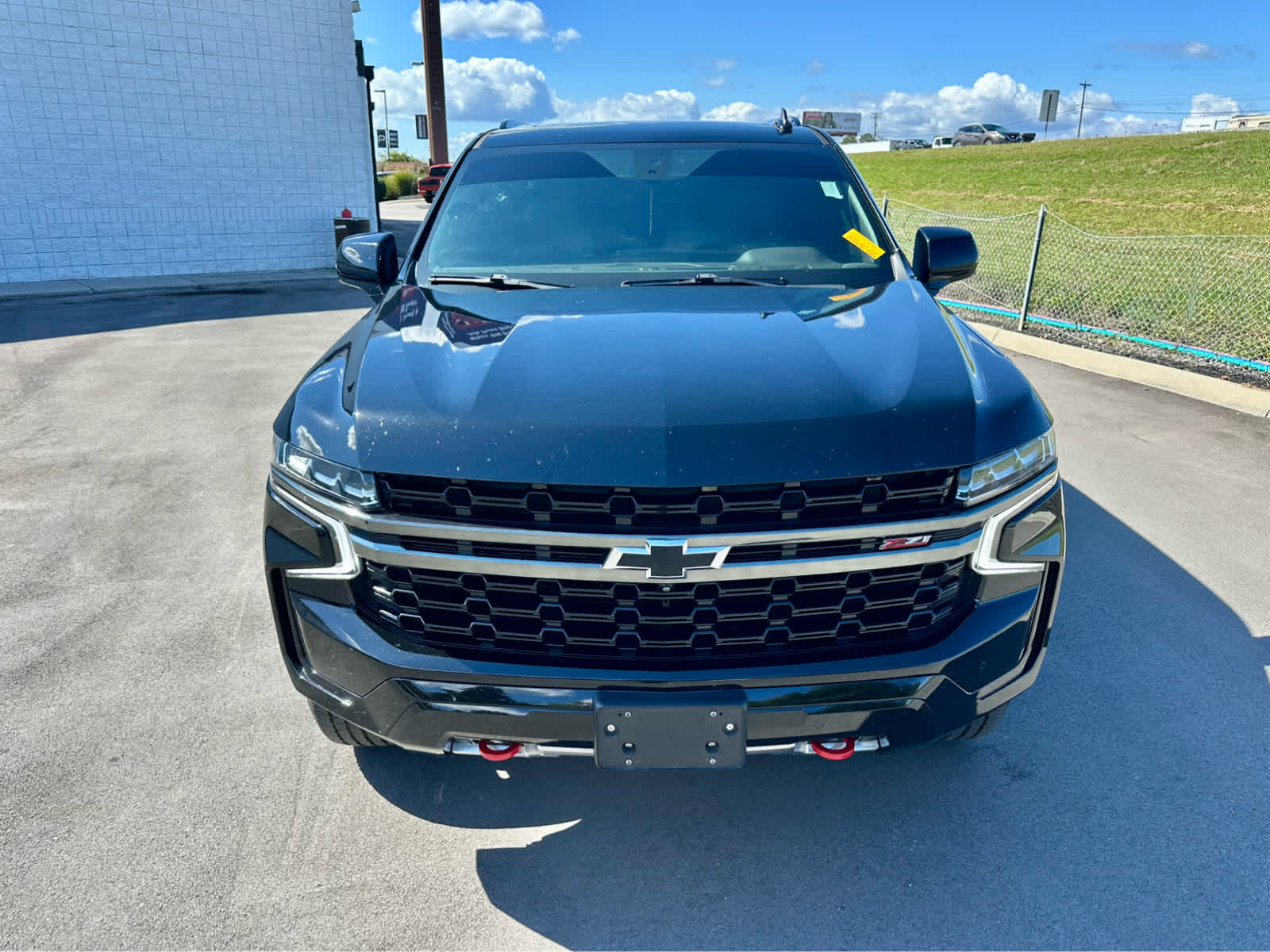 2021 Chevrolet Tahoe Z71 photo 2