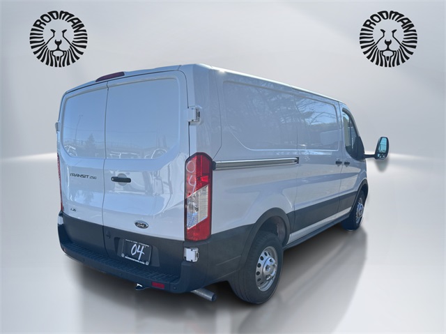 2025 Ford Transit photo 3