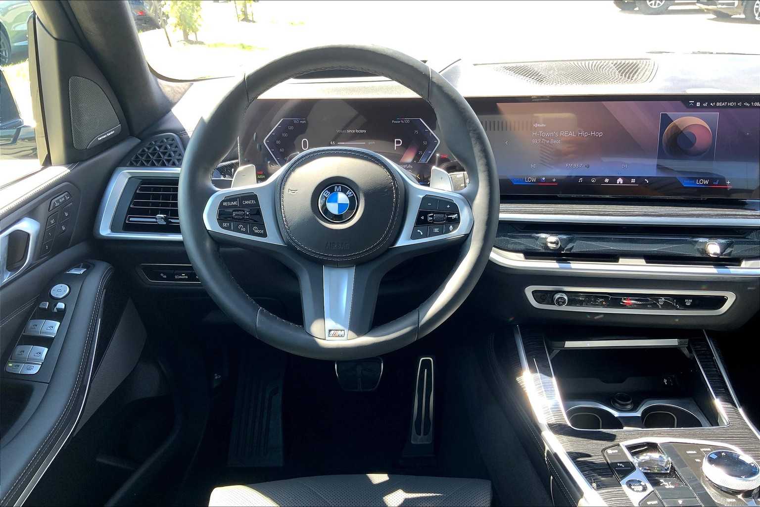 2025 Bmw X7 xDrive40i photo 2