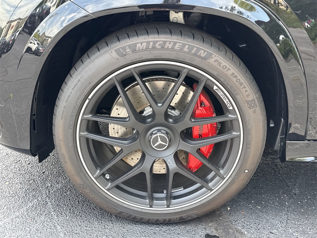 2025 Mercedes Benz GLE 63 S AMG photo 9