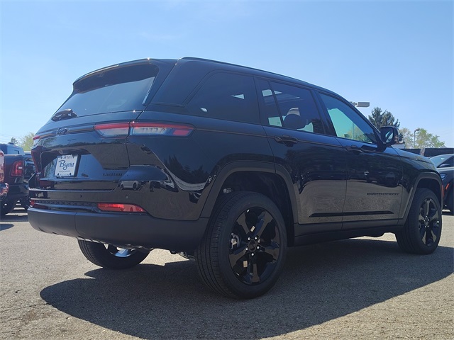 2025 Jeep Grand Cherokee Limited photo 8