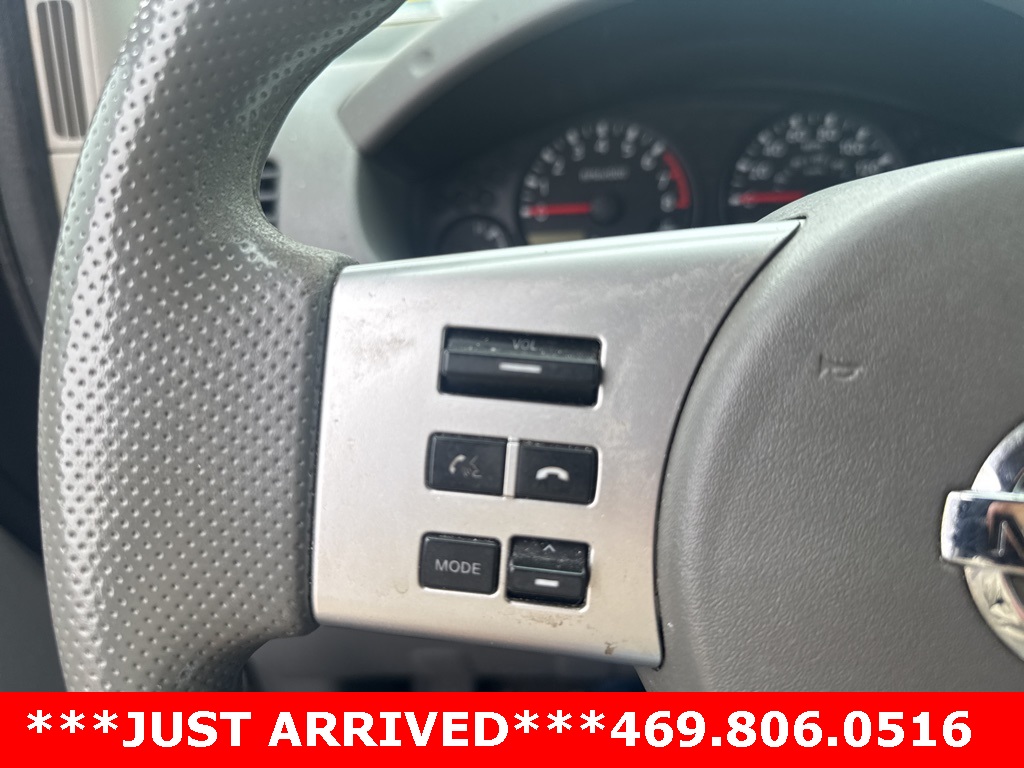 2015 Nissan Frontier SV photo 15