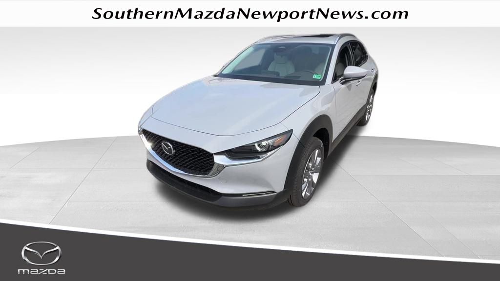 2025 Mazda CX-30 Premium's photo