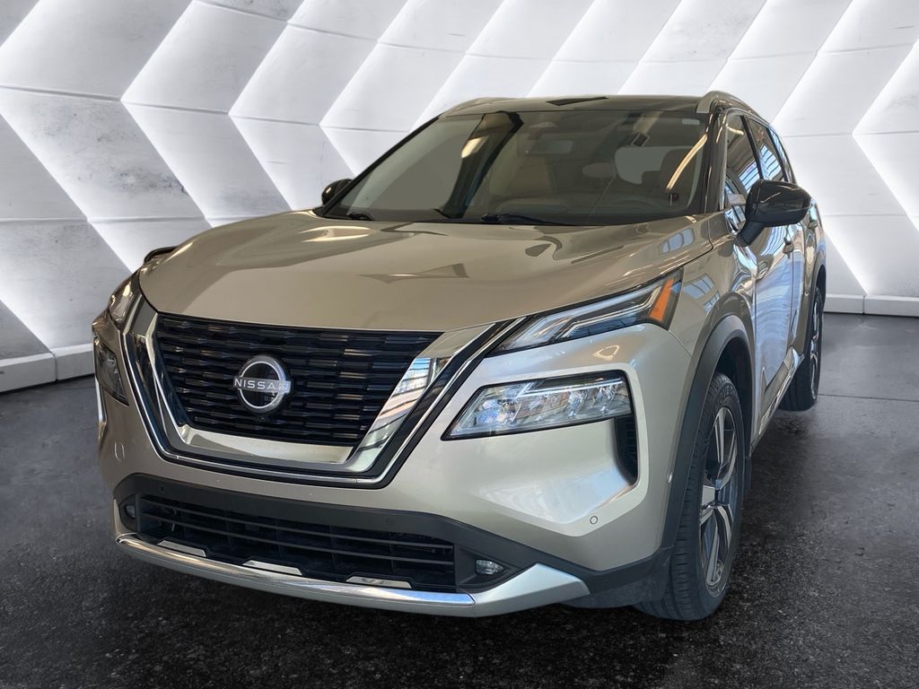 2022 Nissan Rogue Platinum photo 3