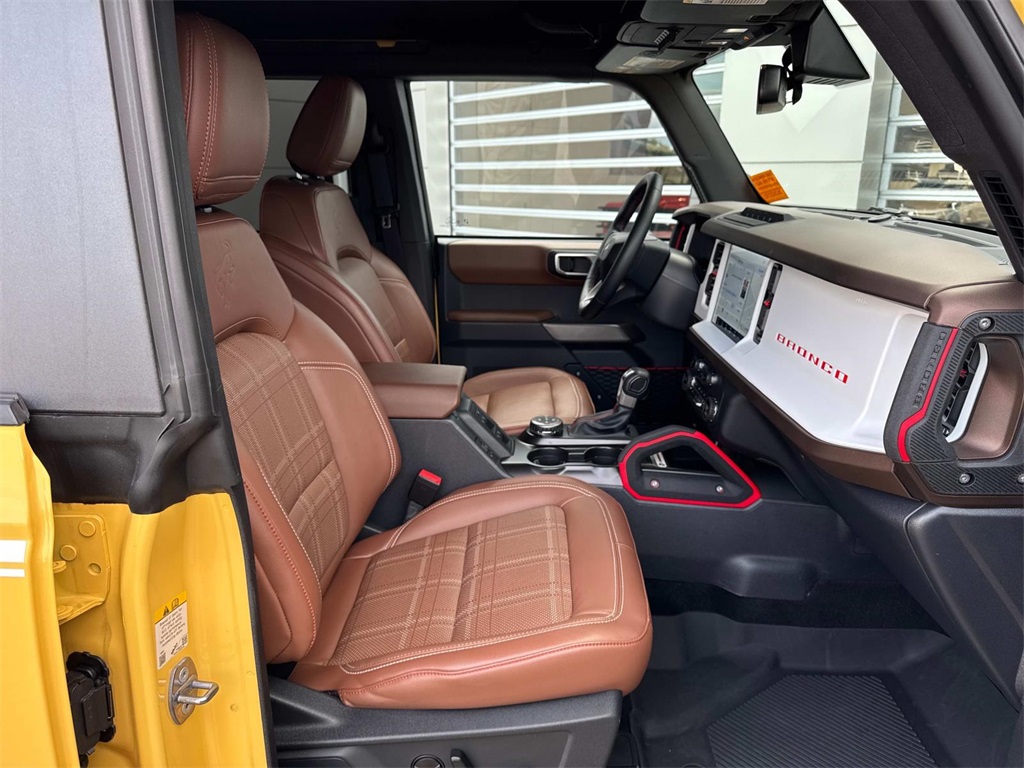 2023 Ford Bronco Heritage Limited First Edition photo 6