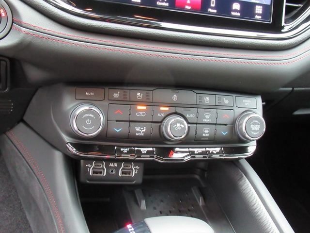 2025 Dodge Durango R/T Plus photo 22