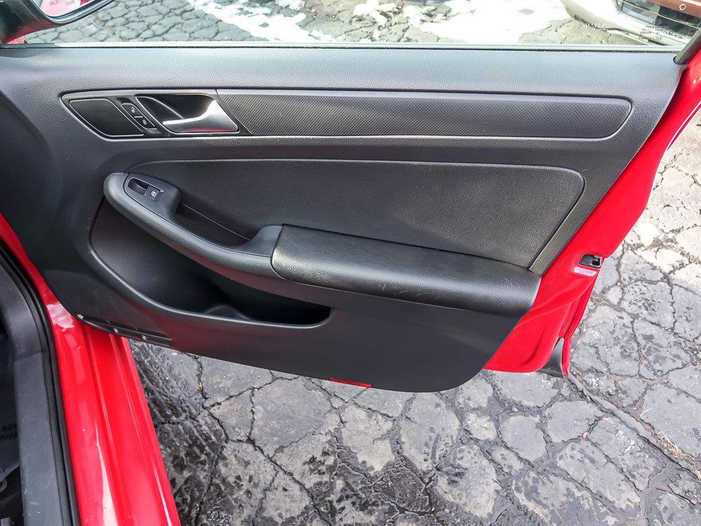 2015 VOLKSWAGEN JETTA - Image 23