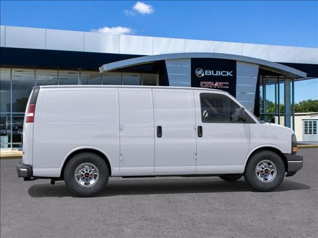 2025 Gmc Savana Cargo 2500 photo 3