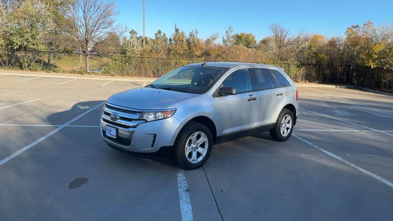 2013 Ford Edge SE photo 2