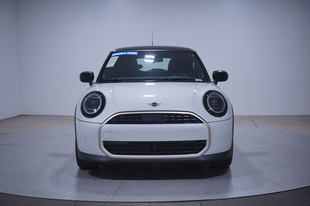 2025 Mini Cooper Signature photo 4