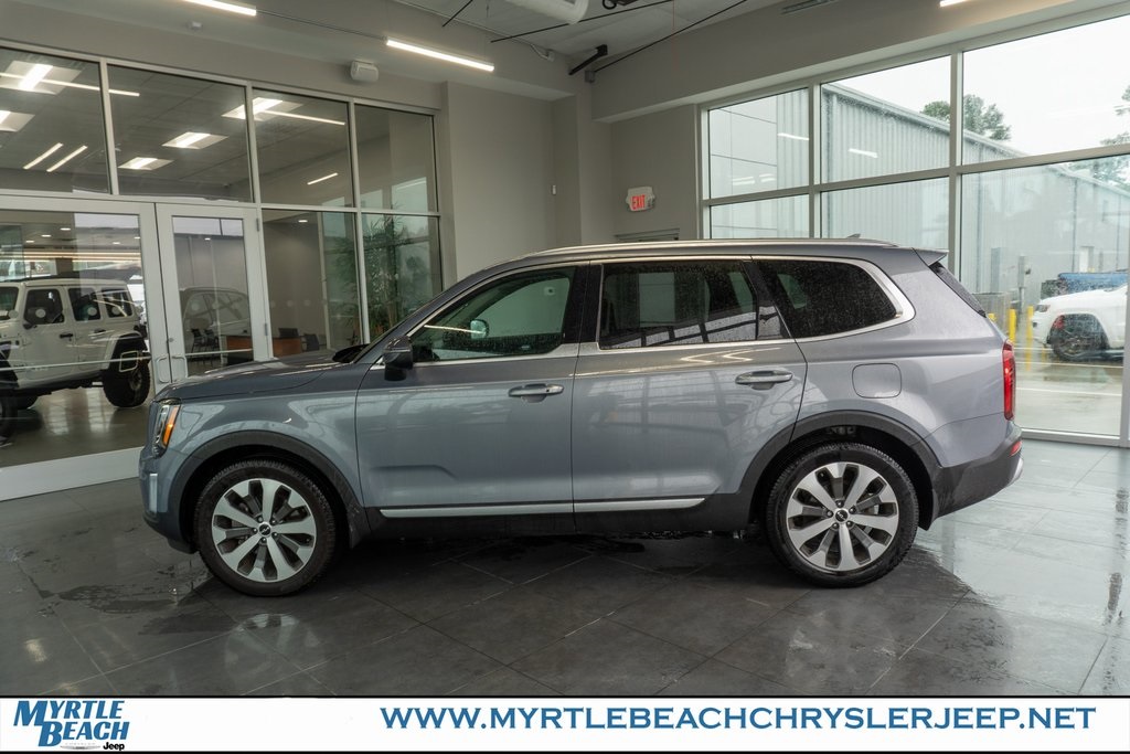 2022 Kia Telluride S photo 3