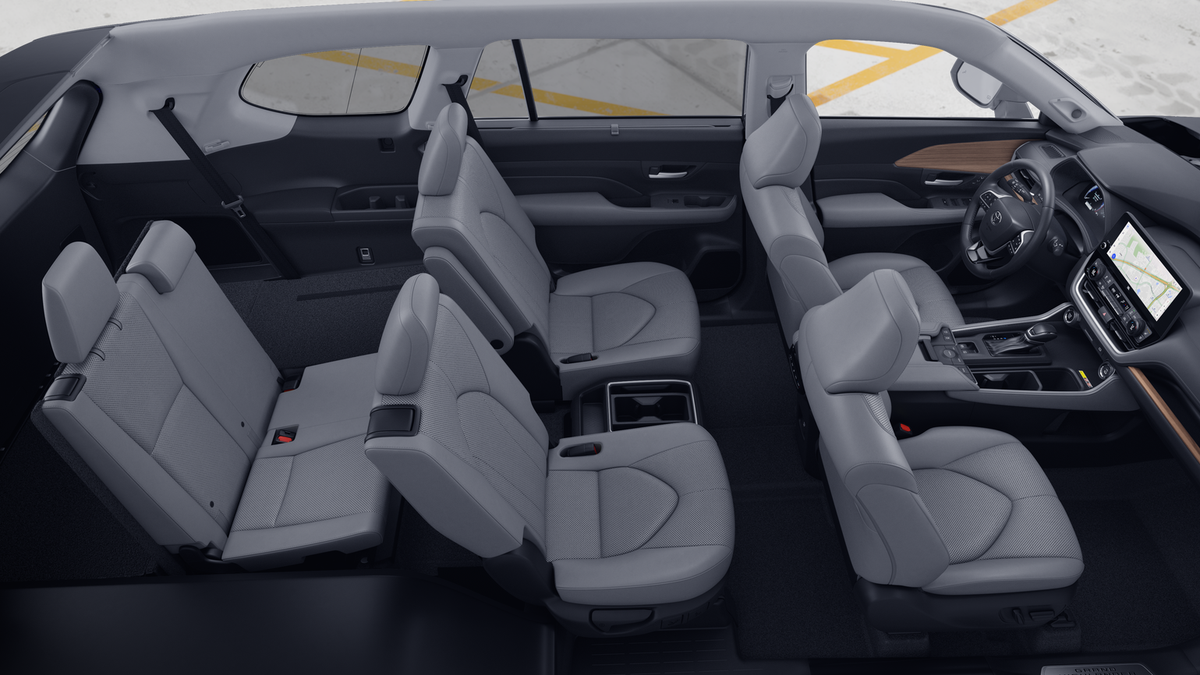 2025 Toyota Grand Highlander Limited photo 19