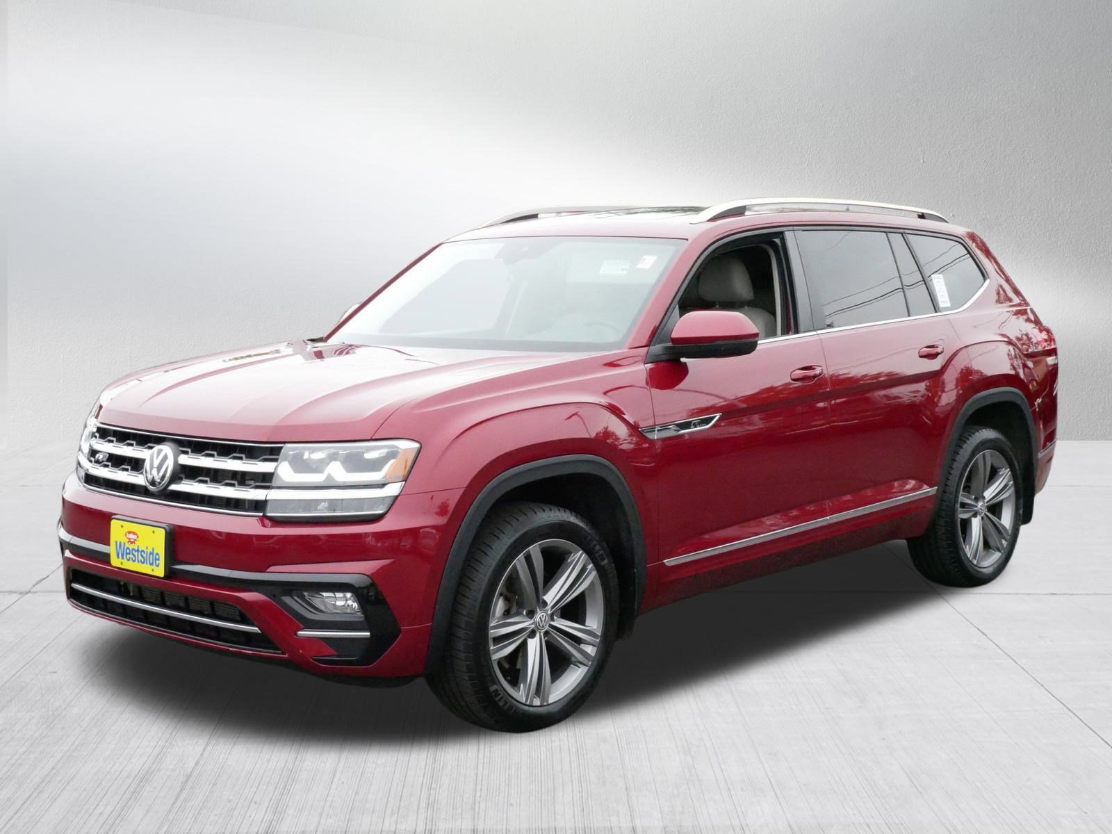 2019 Volkswagen Atlas V6 SE Technology R-Line photo 2