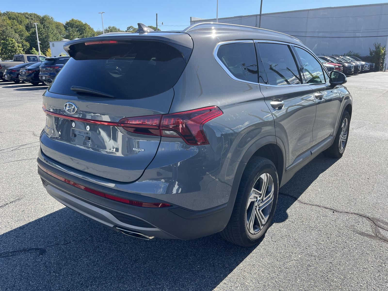 2023 Hyundai Santa Fe SEL photo 2