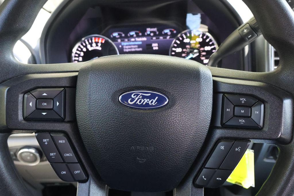 2021 Ford F-250 photo 24