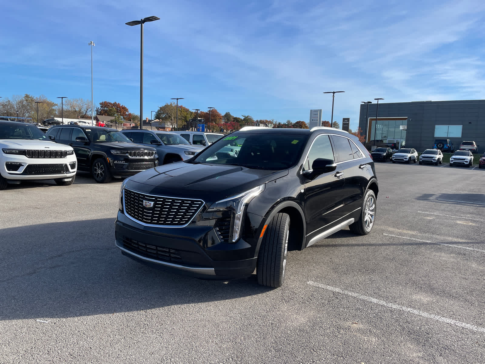 2021 Cadillac XT4 Premium Luxury photo 3
