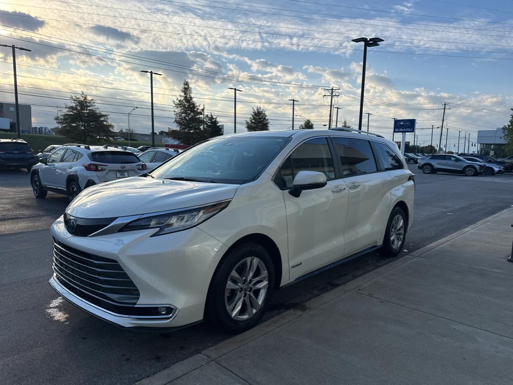 2021 Toyota Sienna Limited