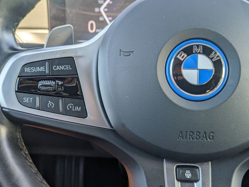 2024 Bmw 330e photo 15
