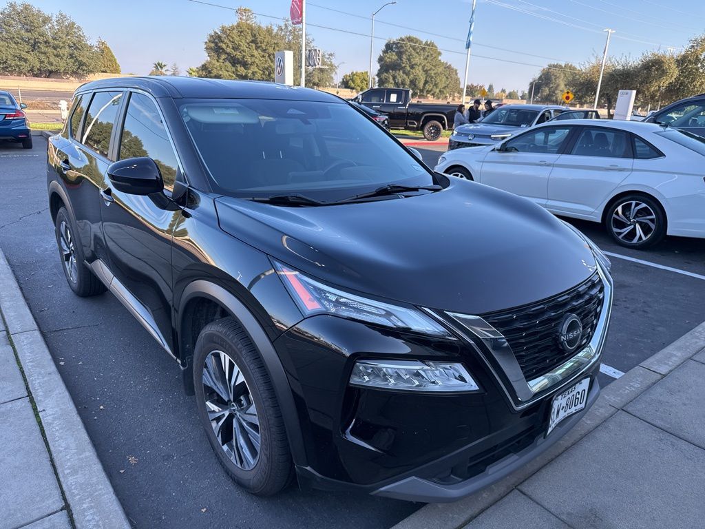 2023 Nissan Rogue SV photo 3