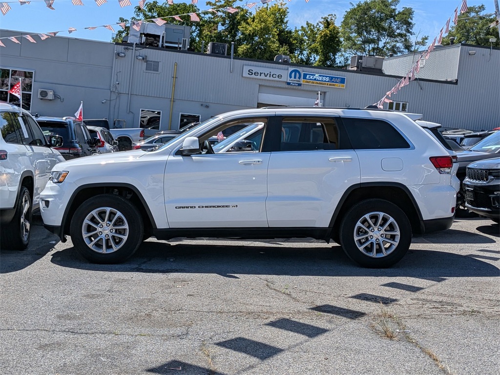 2022 Jeep Cherokee Laredo photo 3