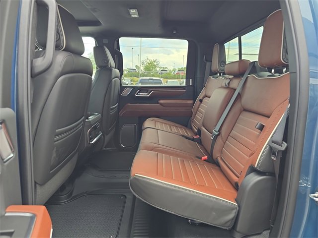 2026 Gmc Sierra 2500 HD Denali Ultimate photo 13