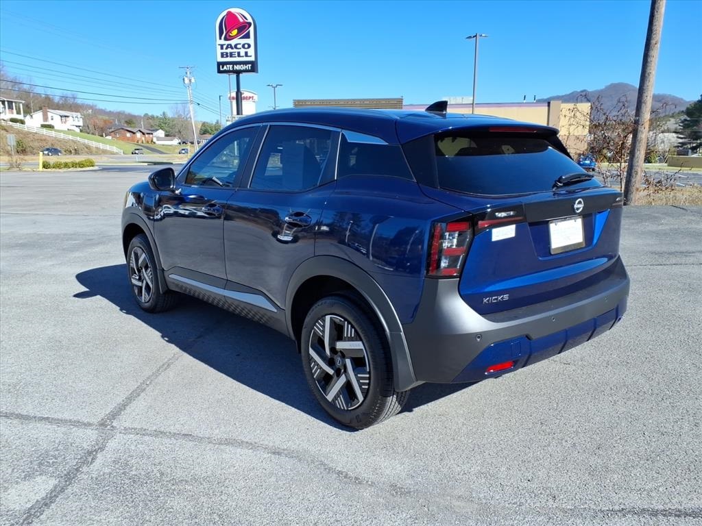 2026 Nissan Kicks SV photo 3