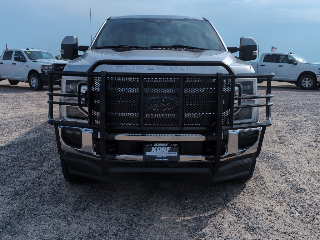 2021 Ford F-250 Lariat photo 2