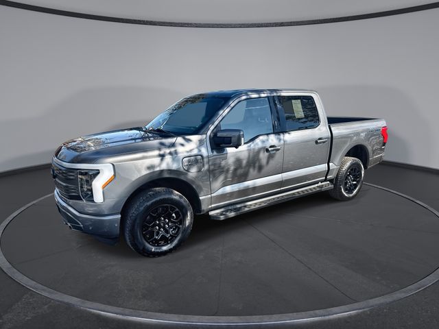 2022 Ford F-150 Lightning Lariat's photo