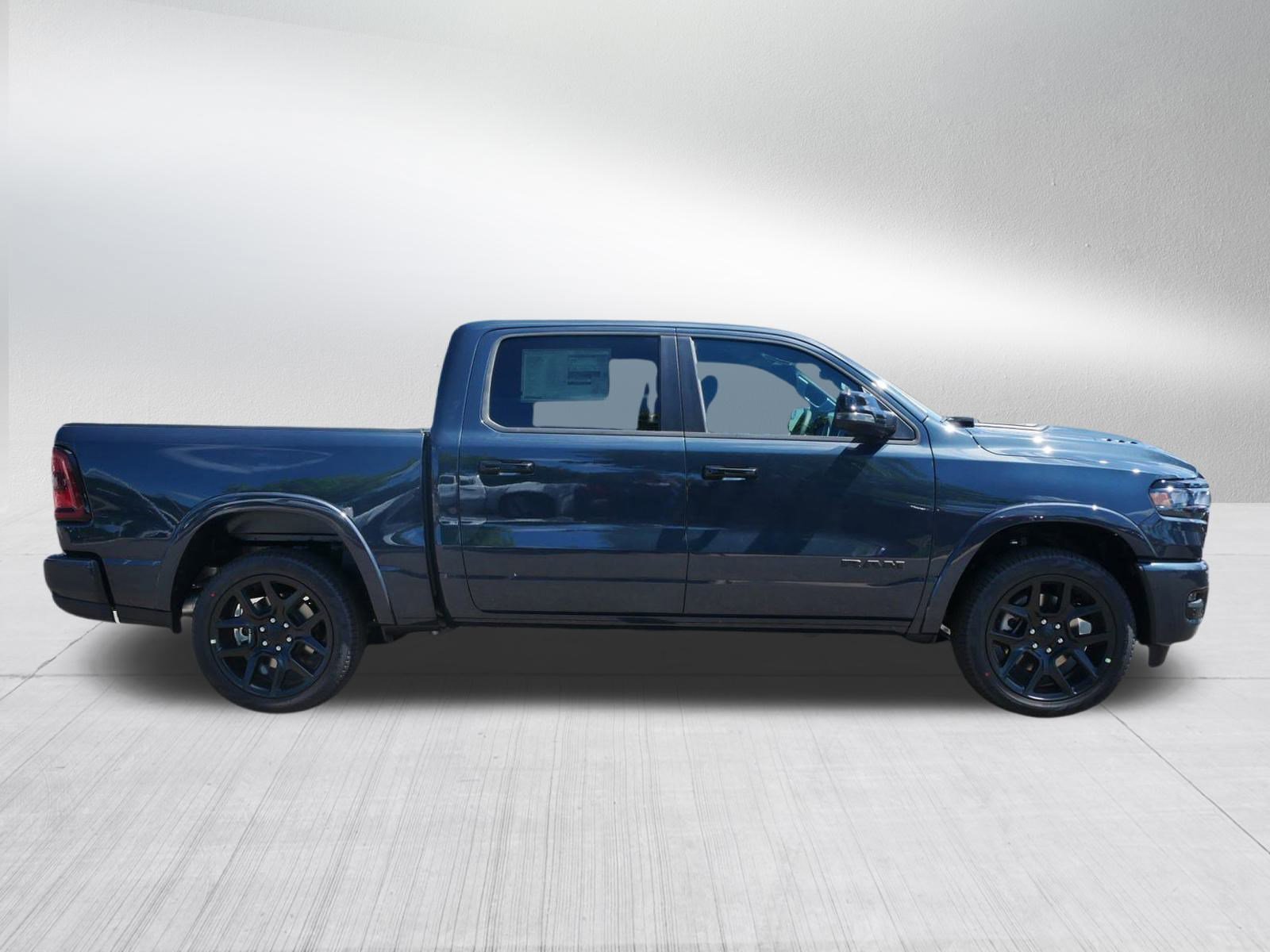 2026 Ram 1500 Laramie photo 4