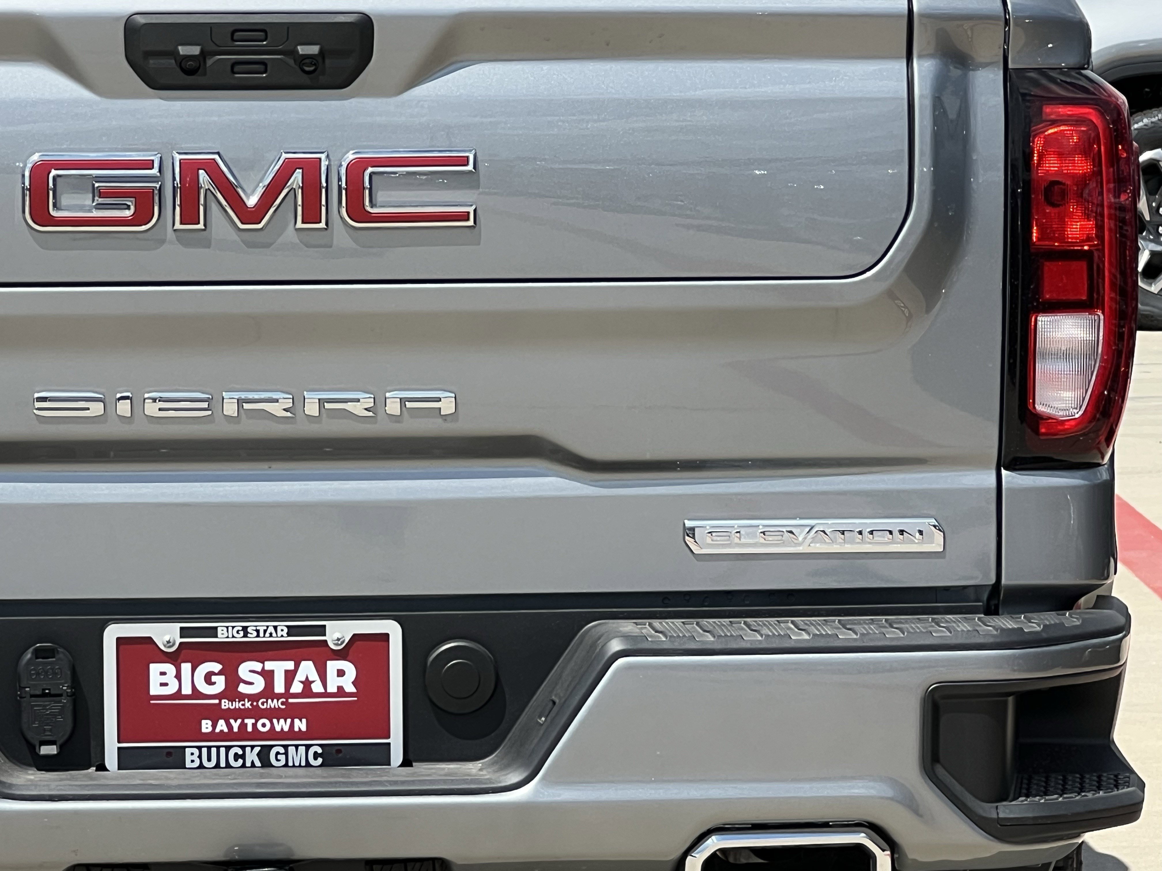 2026 Gmc Sierra 1500 Elevation photo 4