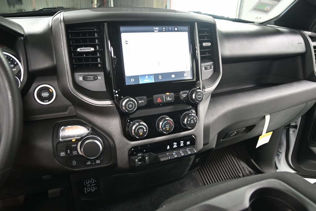 2025 Ram 1500 Warlock photo 12