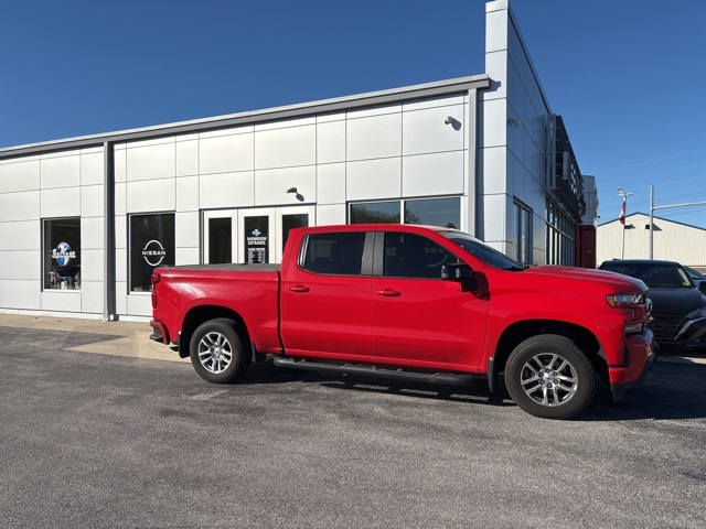 2020 Chevrolet Silverado 1500 RST photo 3