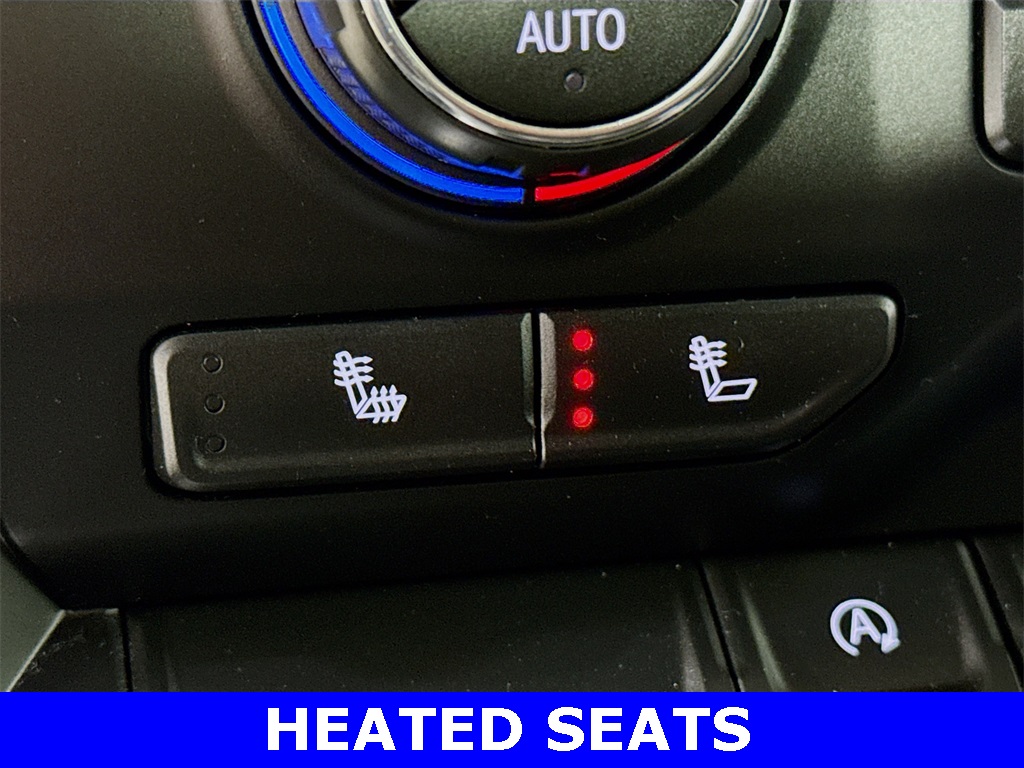 2020 Chevrolet Silverado 1500 RST photo 4