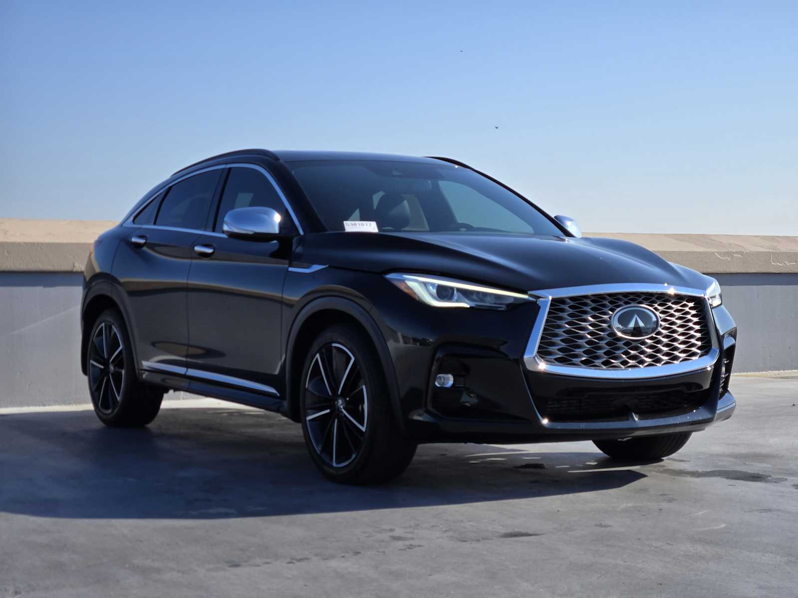 2022 Infiniti QX55 Luxe photo 3